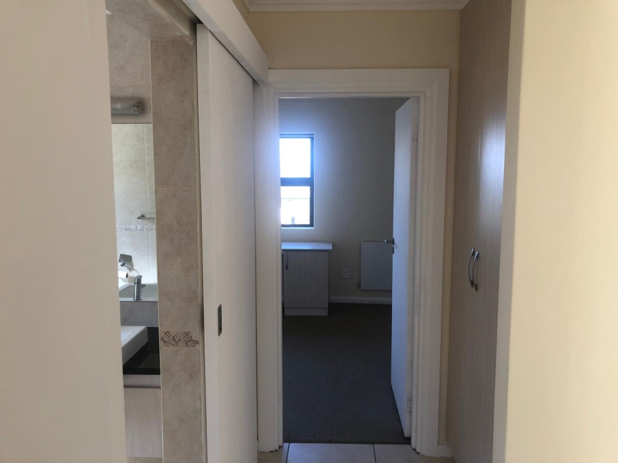 To Let 2 Bedroom Property for Rent in Monte Christo Western Cape